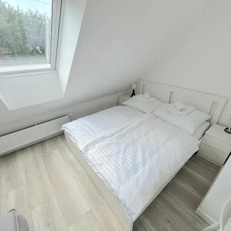 Krasny - 3 V Blizkosti Centra Bratislava