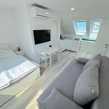 Krásny - 3 V Blízkosti Centra Apartamento Bratislava